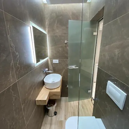 Emily Boutique Ξενοδοχείο με διαμερίσματα 3*