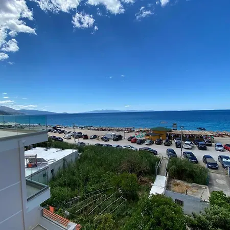 Ξενοδοχείο με διαμερίσματα Emily Boutique 3*