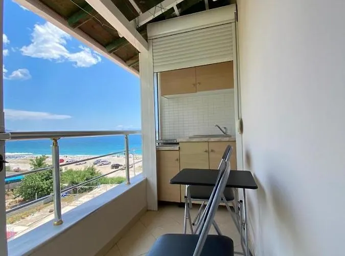 Emily Boutique 3* 博尔什