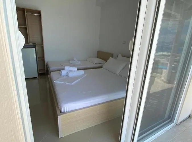 Emily Boutique 3* 博尔什